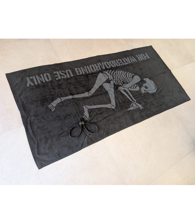 Sneakreaper Towel