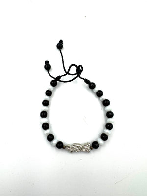 Beaded Santa Muerte Pulsera