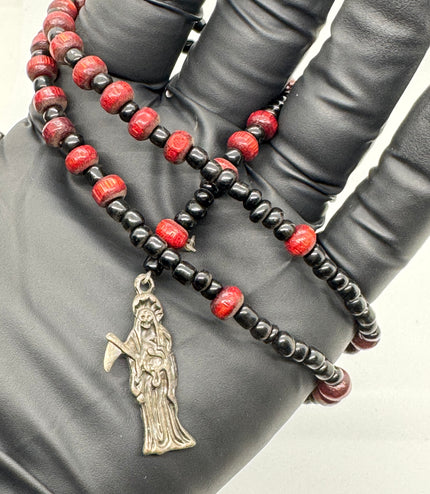 Rosario Preparando De Madera Retorno De Todo Mal