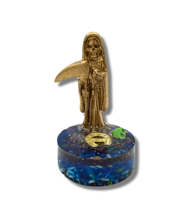 Fortune Niña  Santa Muerte Figure