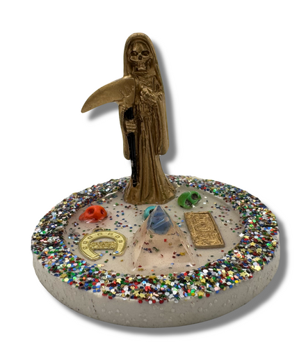 Altar De La Fortuna De Santa Muerte